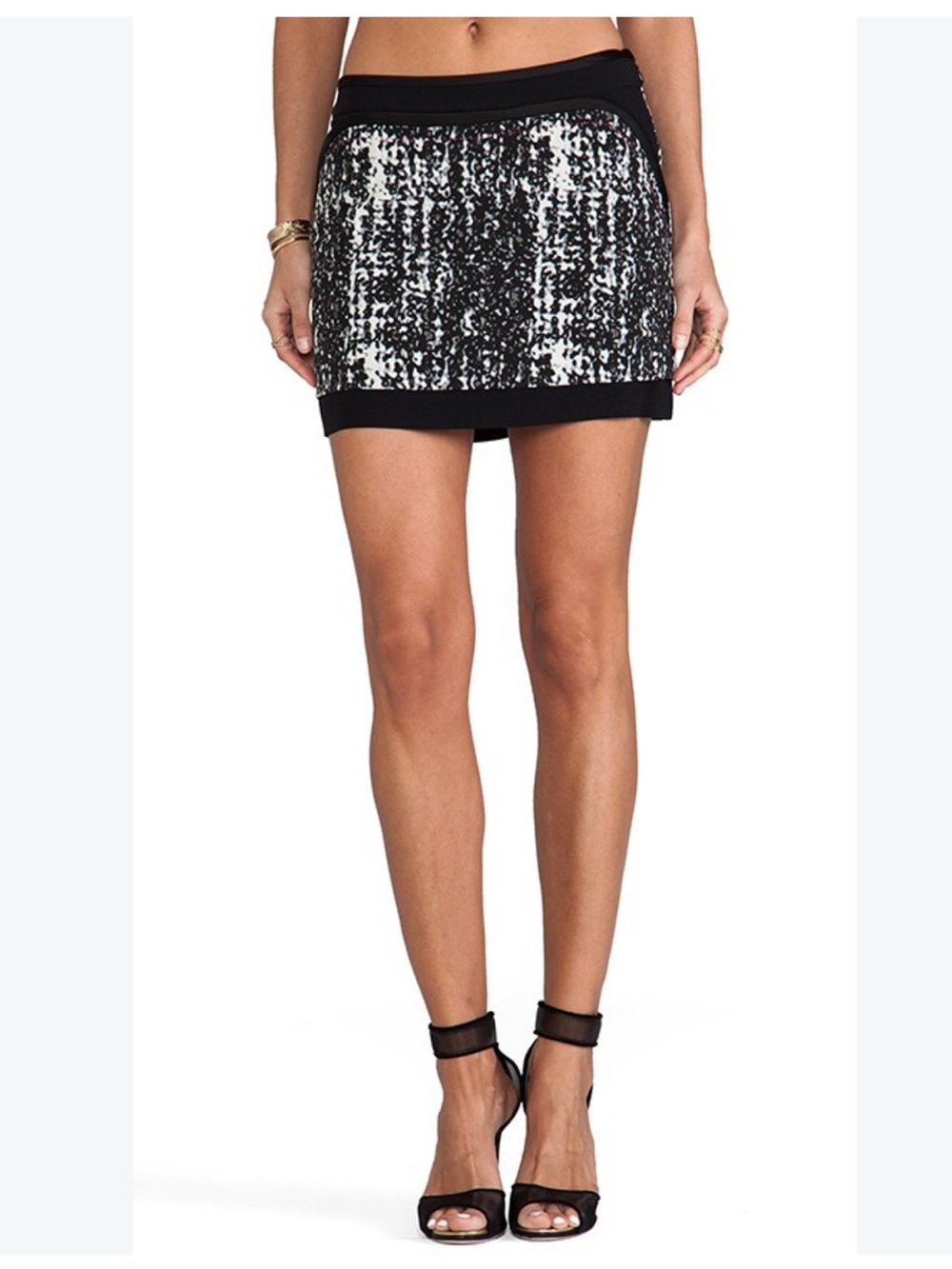 Diane von Furstenberg Chloette Maze Skirt in Black/Cream size 2